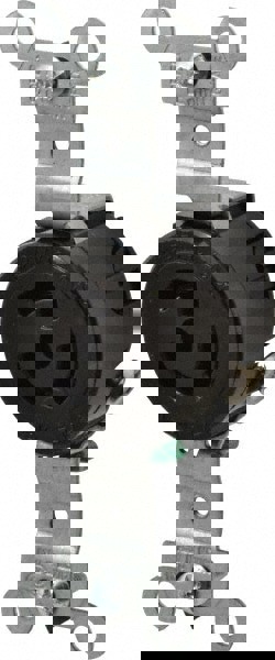 277 VAC, 15 Amp, L7-15R NEMA, Self Grounding Receptacle